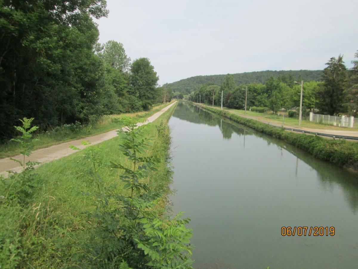 Gite A Saint-Remy ภายนอก รูปภาพ